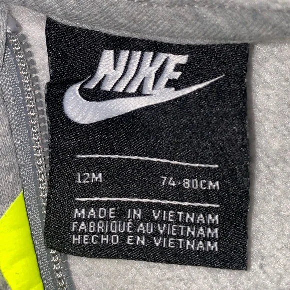 Nike sweatsuit - Picture 4 of 5